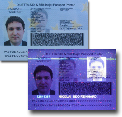 Reisepass mit sichtbaren und unsichtbaren 'UV Ghost Image'
