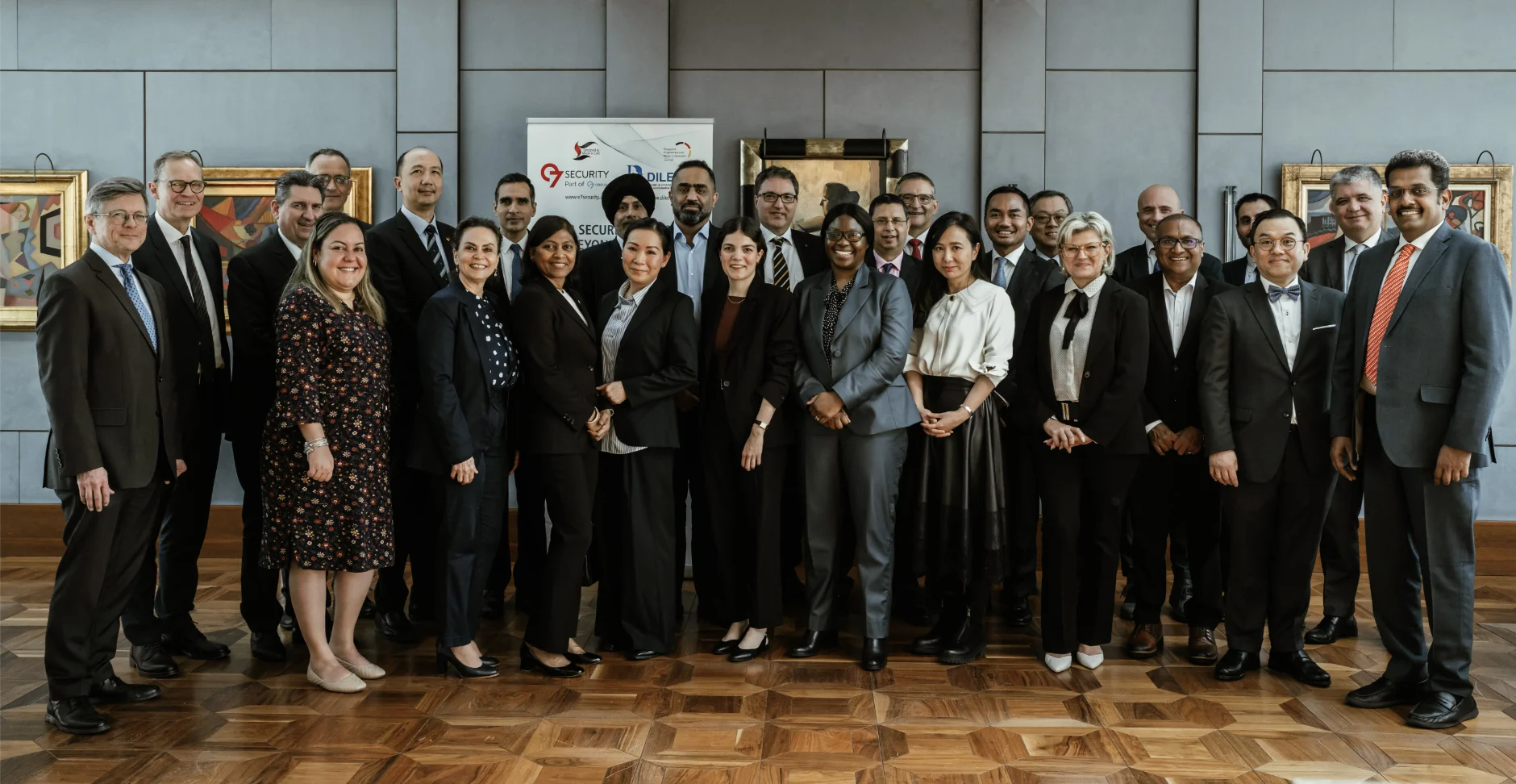Group photo of the participants